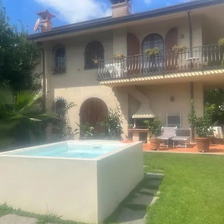 Bed and Breakfast Federica 3*